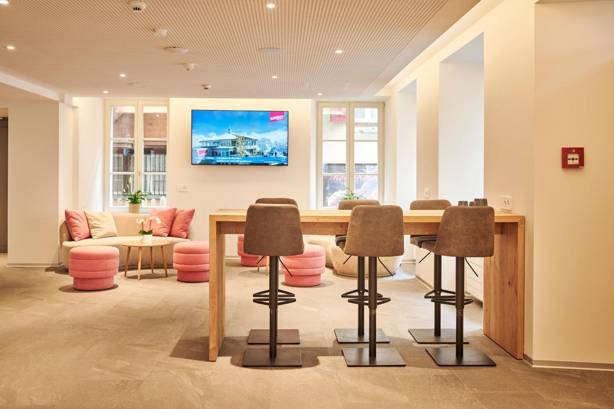 Aparthotel Krone - Self Check-In Unterseen Exterior foto